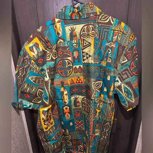 Men’s XL Tiki Shirt - Picture 2 of 7